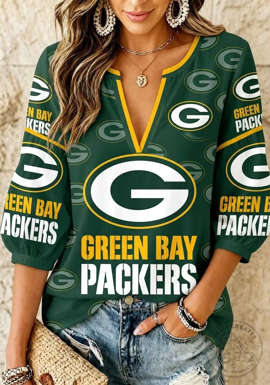 Packers Game Day V-Neck Short Sleeve T-Shirt in Green Bay Colors